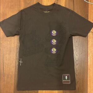 Travis Scott x LSU collab t-shirt retro Mitchell & Ness
